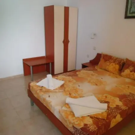 Отель тихия кът Созополь