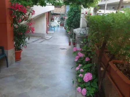 Hotel тихия кът 2*